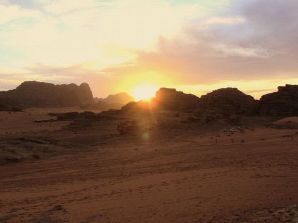 Eine Nacht im Beduinenzelt im Wadi Rum in Jordanien