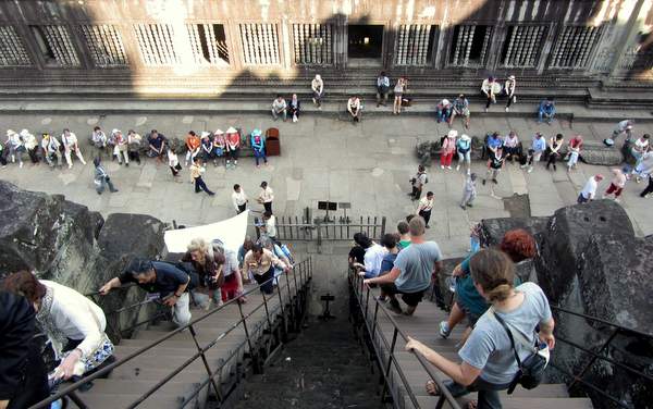 Treppe auf den Turm Bakan