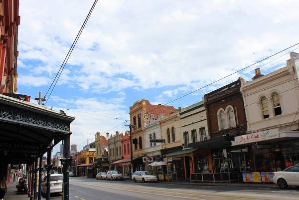 Auf der Brunswick Street in Fitzroy