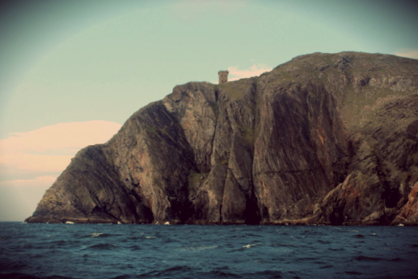 Slieve League Klippen mit Wachturm Donegal