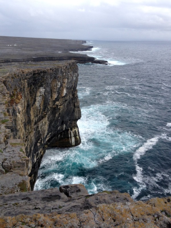 Klippen Inishmore Aran Inseln Irland