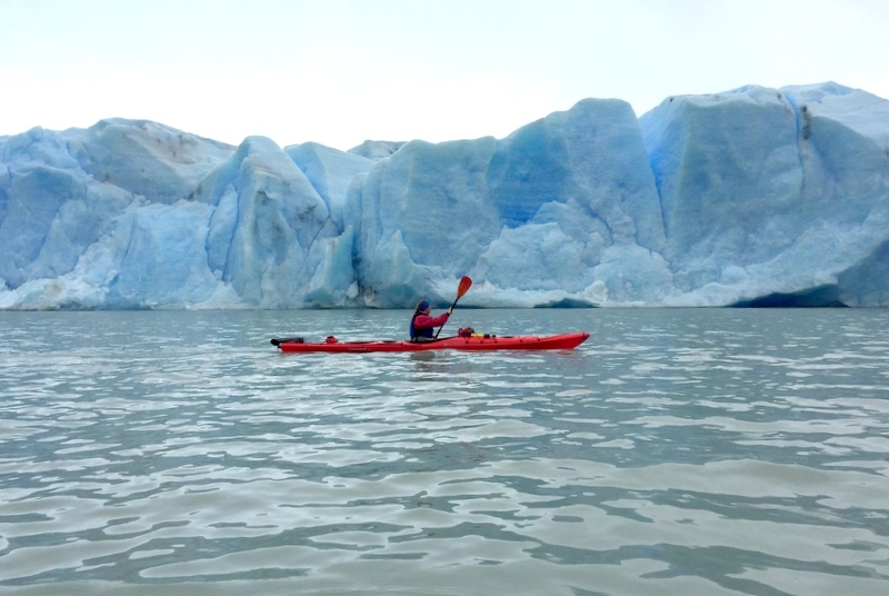 Gletscher Eis Kajaken Torres del Paine Patagonien Chile