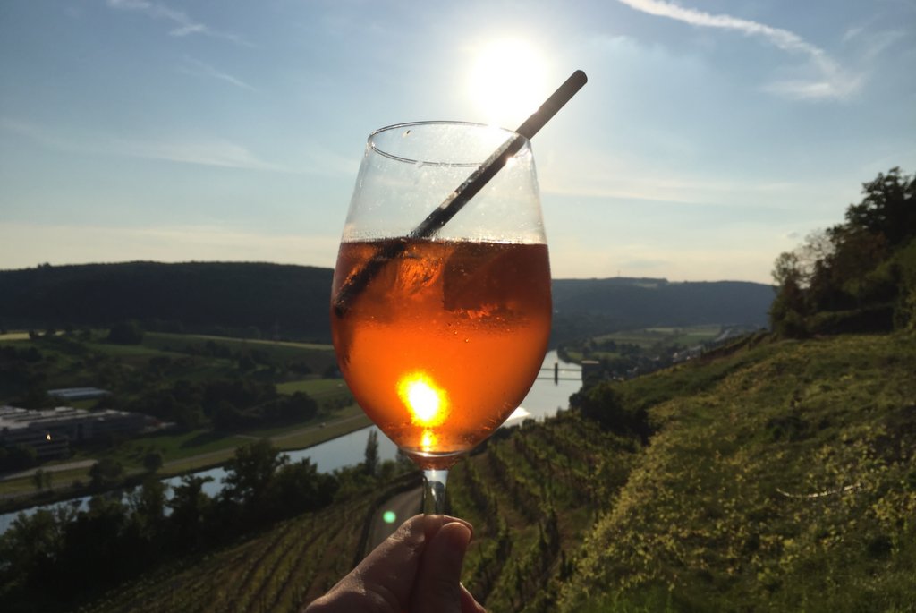 Sundowner Burg Hornberg Neckar Weinberge