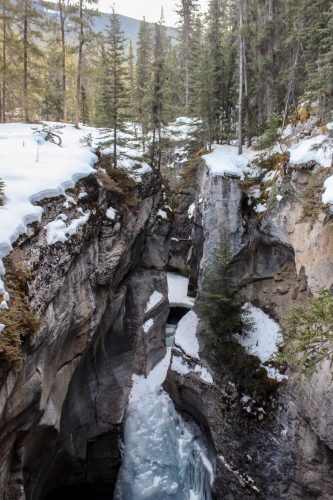 Maligne-Canyon-Jasper-Nationalpark-Sehenswuerdigkeit