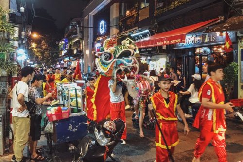 Altstadt Hanoi bei Nacht