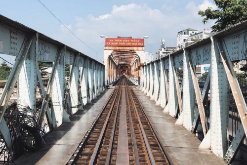 Hanoi Tipps Long Bien Train
