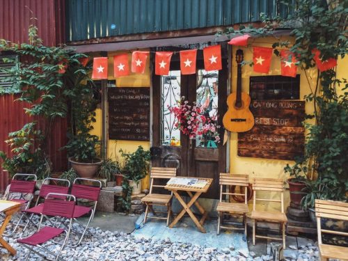Train Street Hanoi Cafe