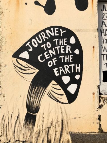Jules Verne Island Streetart