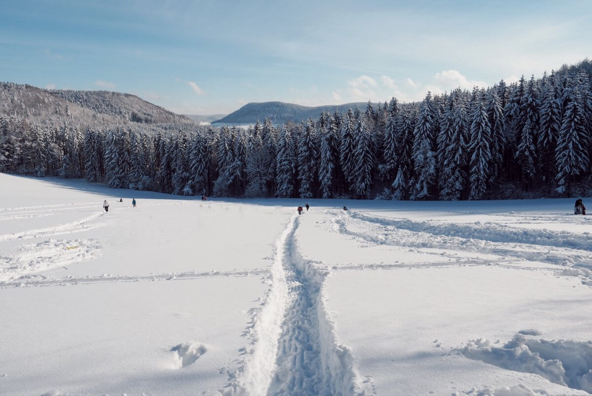 Winterwandern rodeln Schwäbische Alb