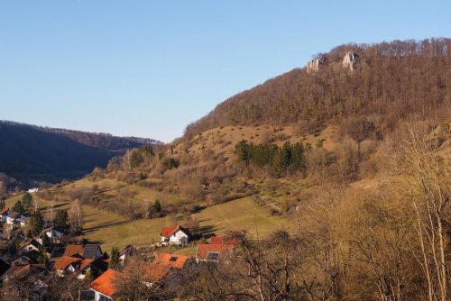 Schwaebische Alb Bad Ueberkingen Wald- und Wasserweg