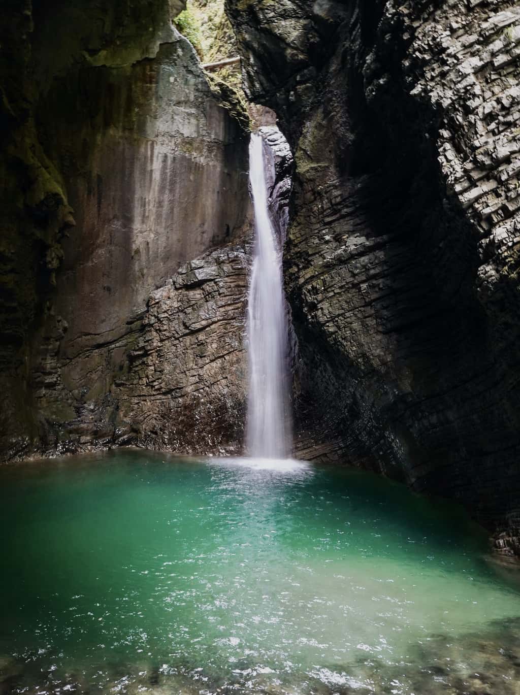 Wandertipp Slowenische Alpen, Soca-Tal: Kozjak Wasserfall in einer Höhle