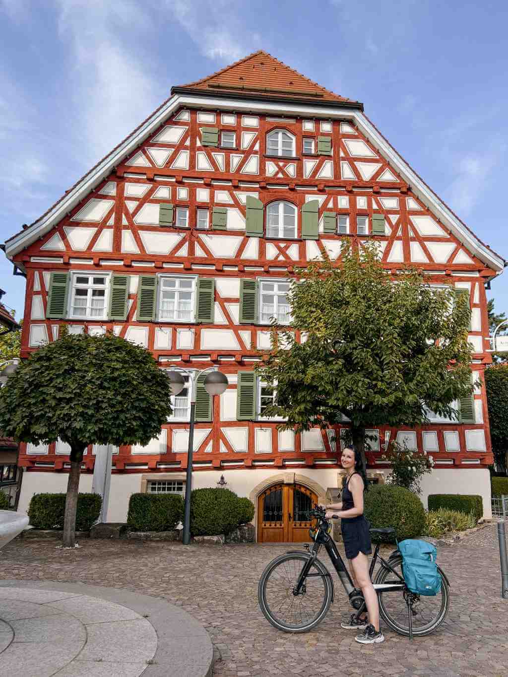 Am Albtäler Radweg: Altes Fachwerkhaus in Bad Überkingen